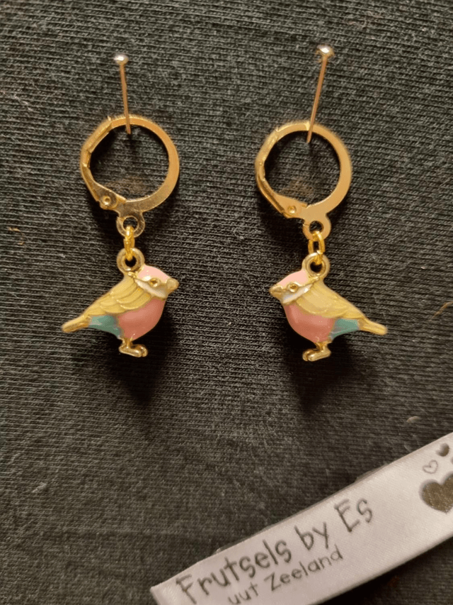 Oorbellen vogeltje emaille